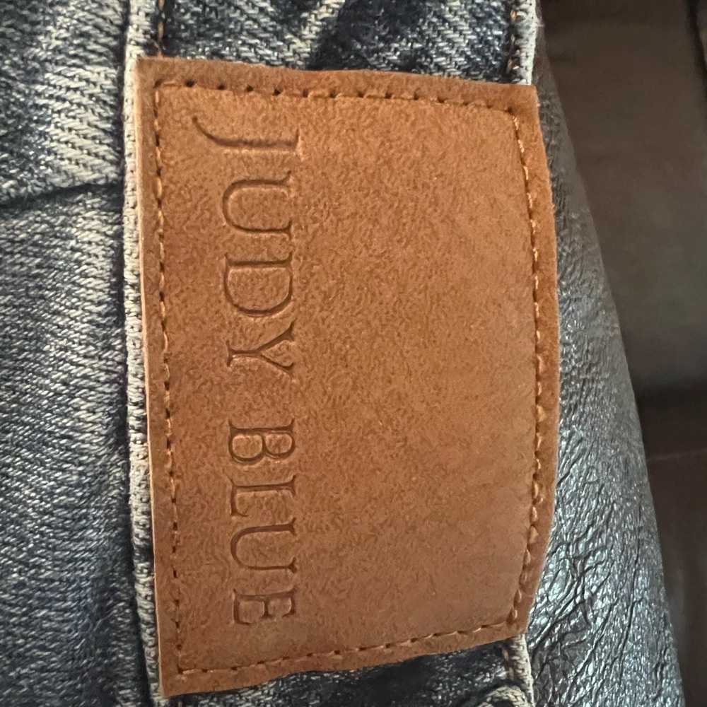 Brand New Judy Blue Joggers Jeans
